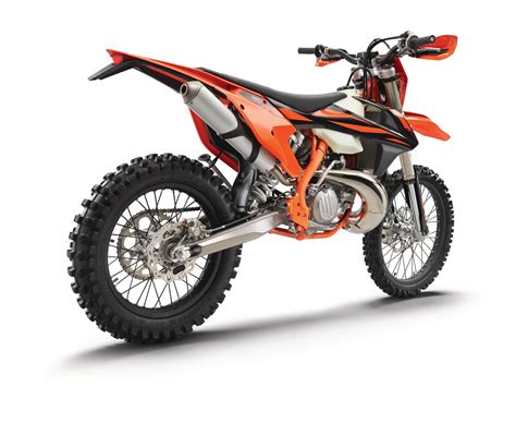 2019 XC .